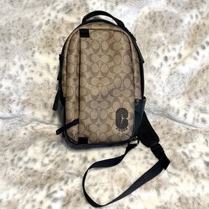 ✨COACH SLING BAG✨SIGNATURE CANV LEATHER❗️SOLD OUT‼️LIKE NEW🤩UNISEX🤗